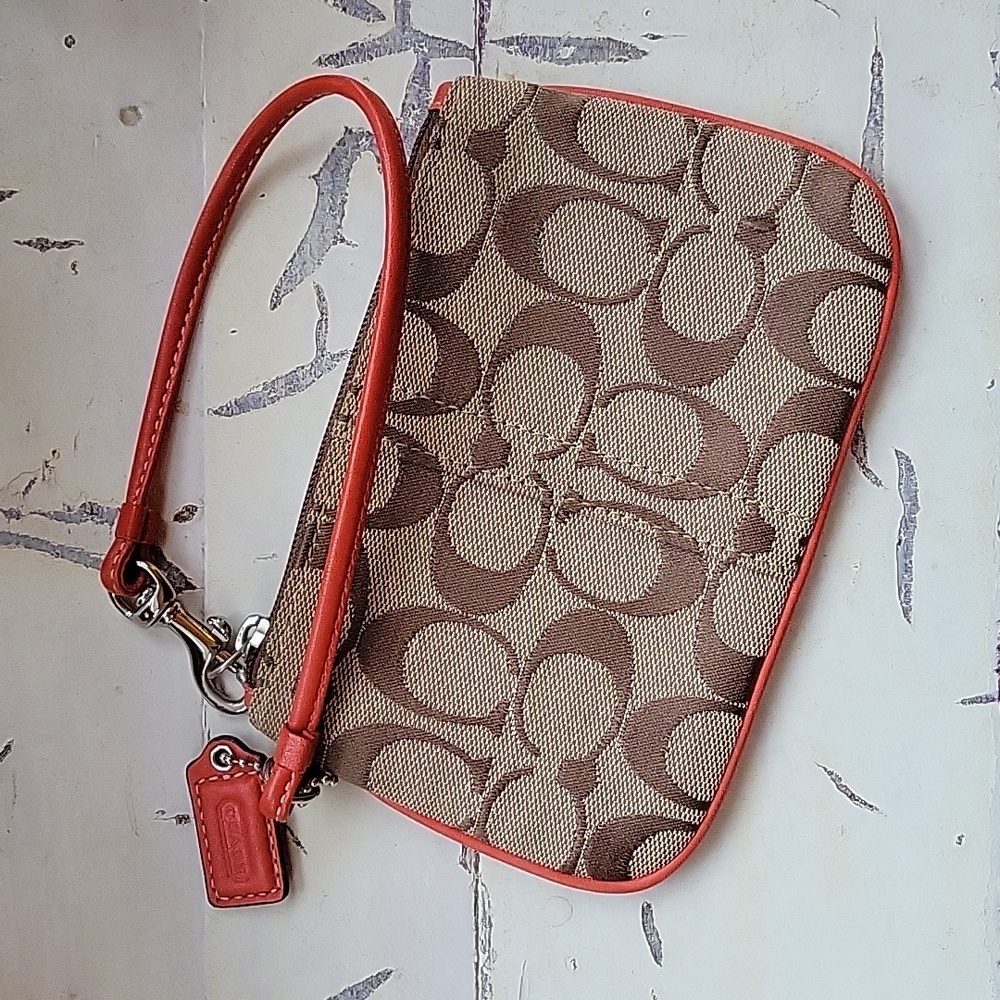Coach wristlet - Picture 3 of 6